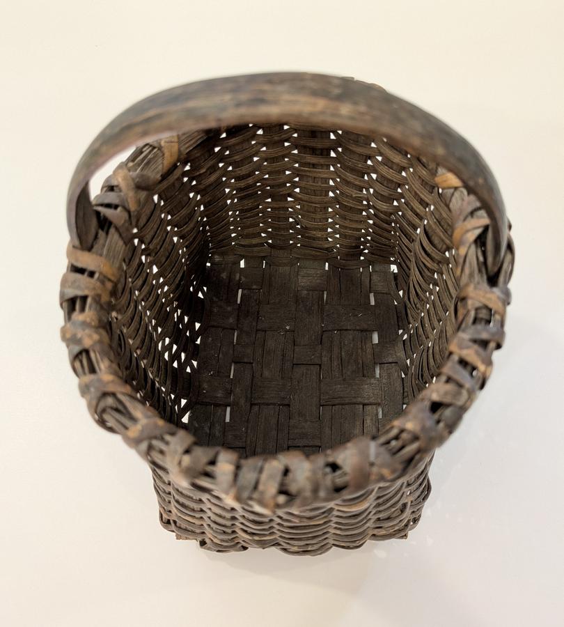 Very Early Small Splint Basket