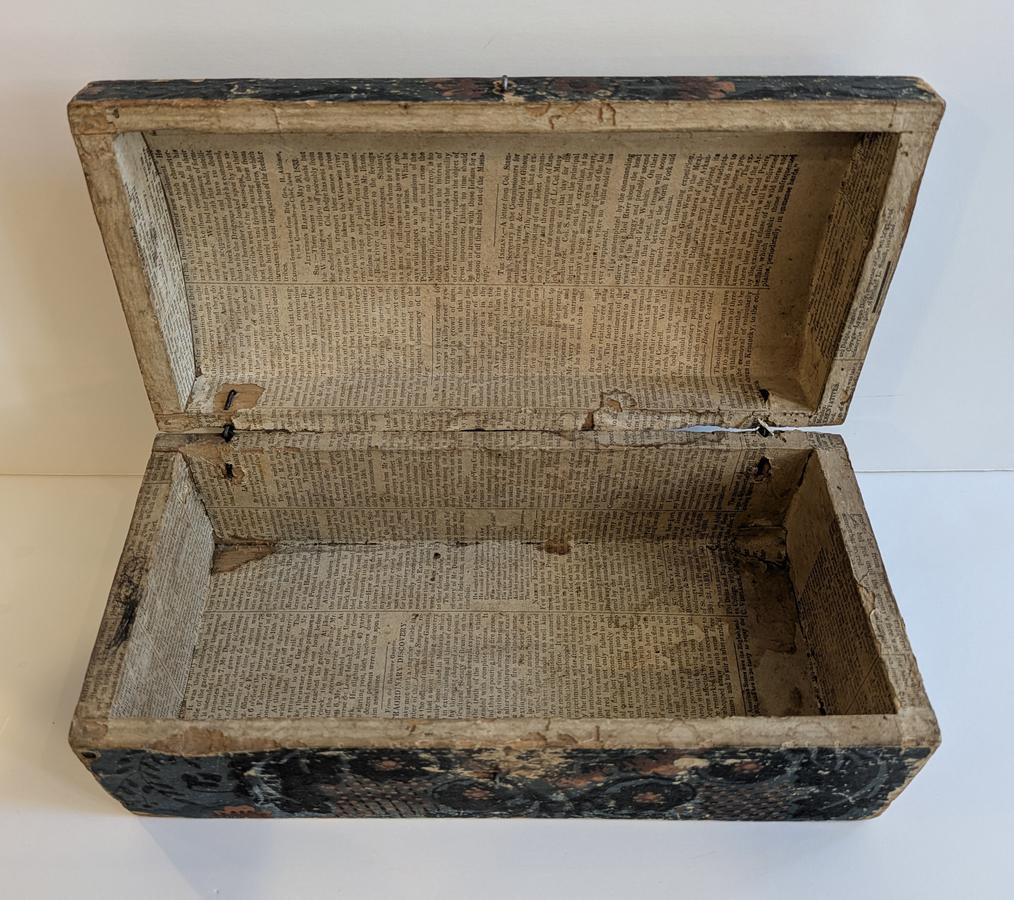 Small Wallpapered Dome Top Box