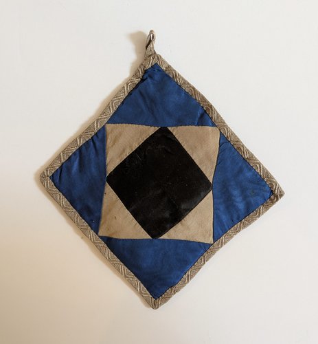 Amish Potholder
