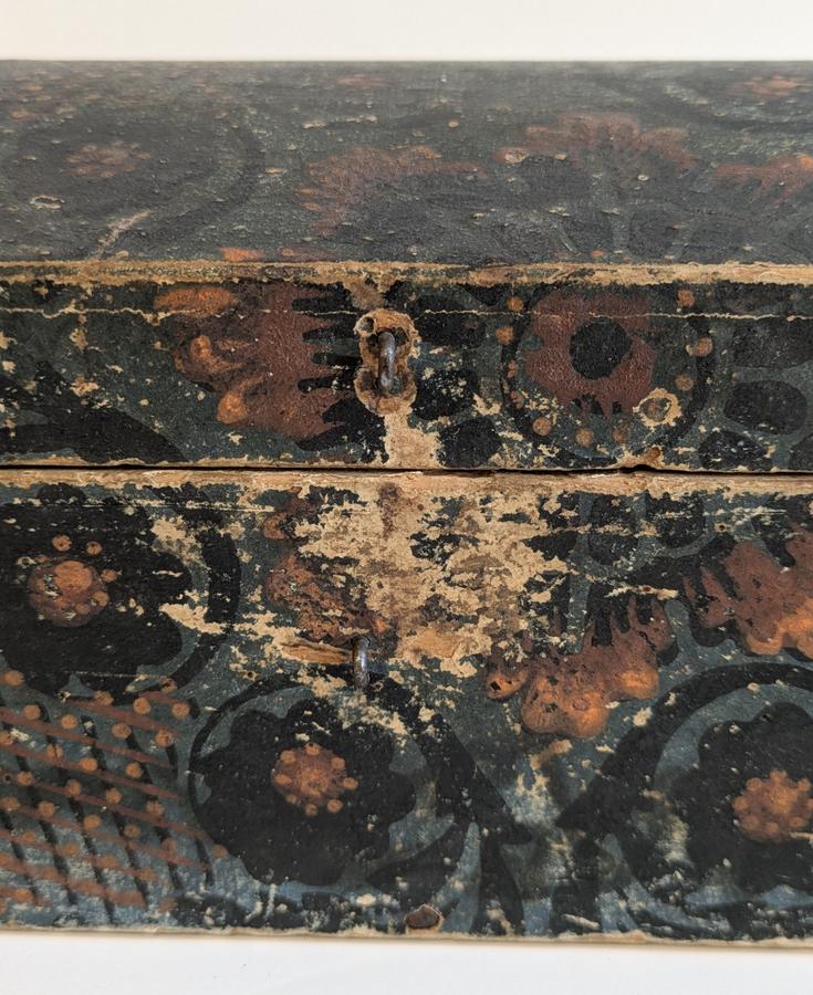 Small Wallpapered Dome Top Box