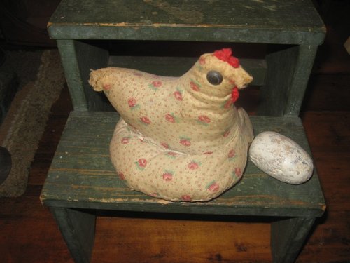 4. Cotton-stuffed Calico Kitchen Chicken/Hen