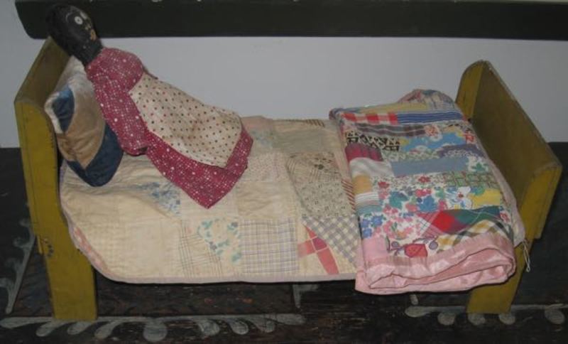 55. Rag Doll; Doll Bed; Doll Quilts