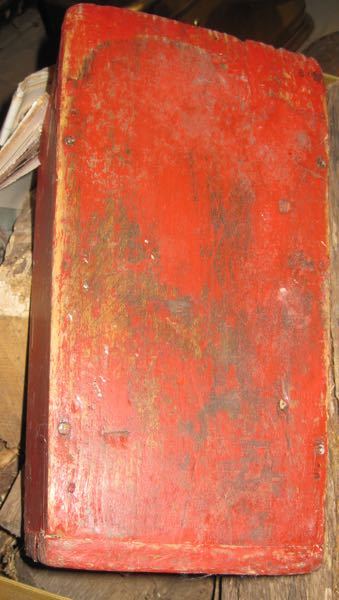34. Pine Grain Scoop in Lipstick Red Paint
