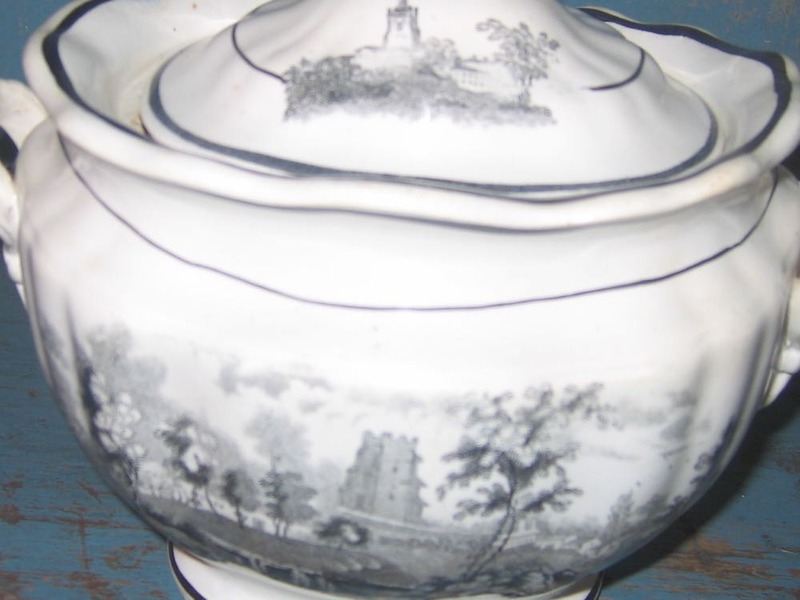 48. Staffordshire Sugar Bowl, Black Transfer/White