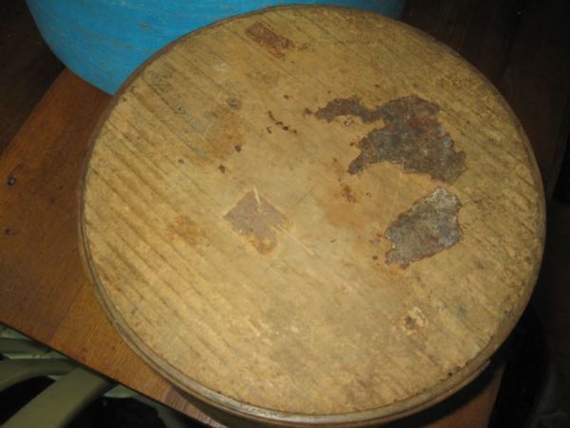 23. Round Pine Pantry Box