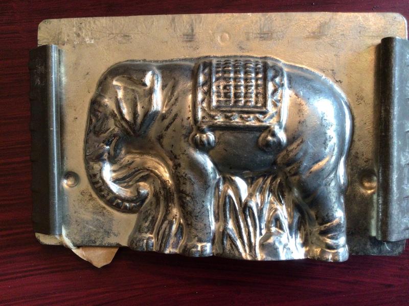 Elephant chocolate mold