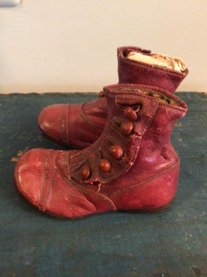 SWEET RED CHILDS HIGH BUTTON SHOES