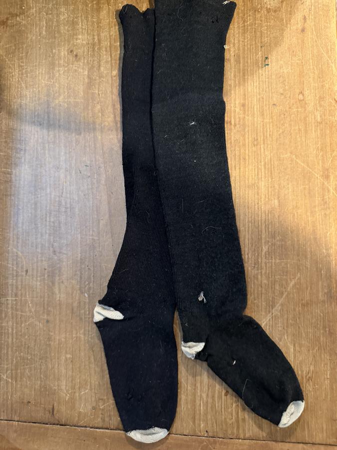 CHILDRENS BLACK SOCKS