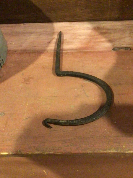 Early Iron Barn hook