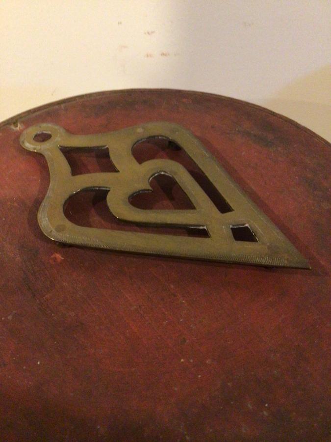 EARLY BRASS HEART TRIVIT