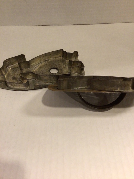Two Large 5” Cookie cutters