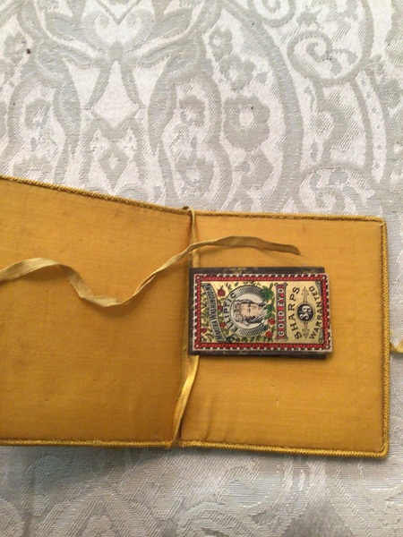 Beautiful sewing needle book
