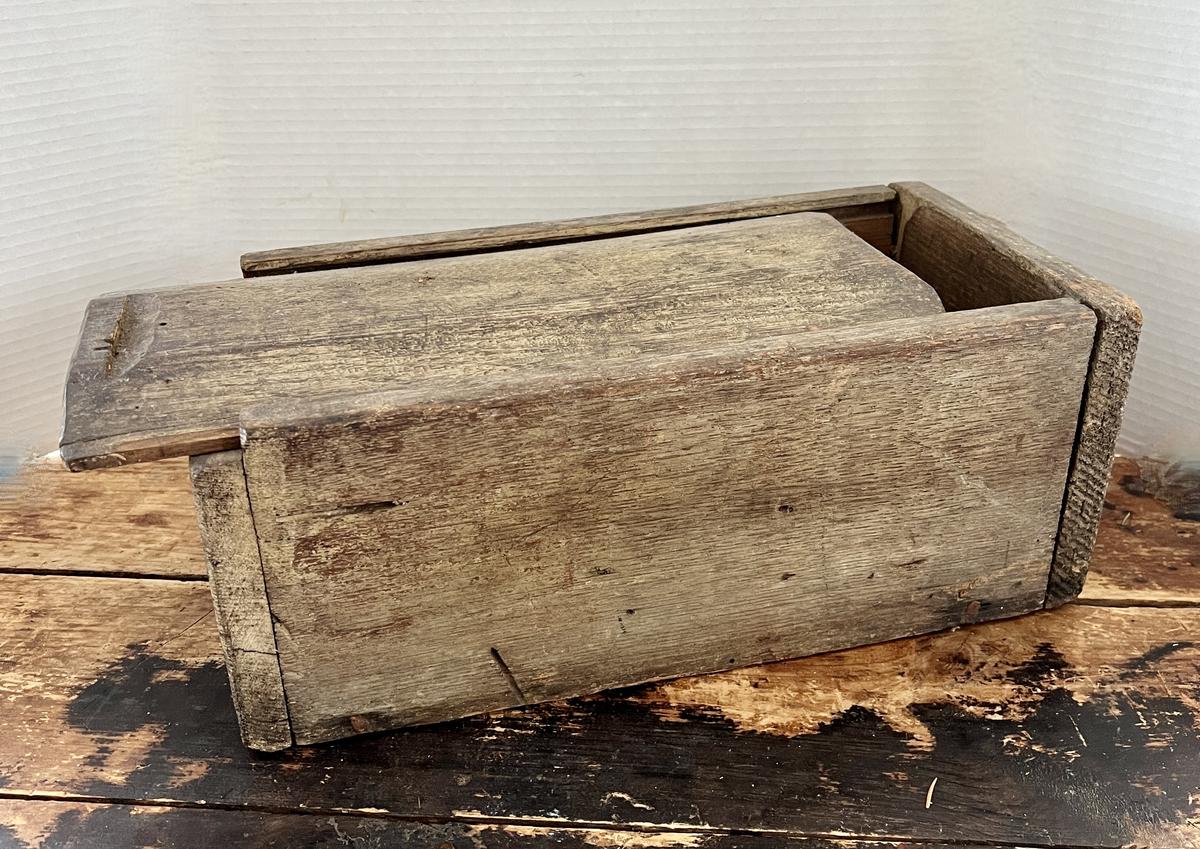 19th. c. Putty Painted Slide Lid Candle Box