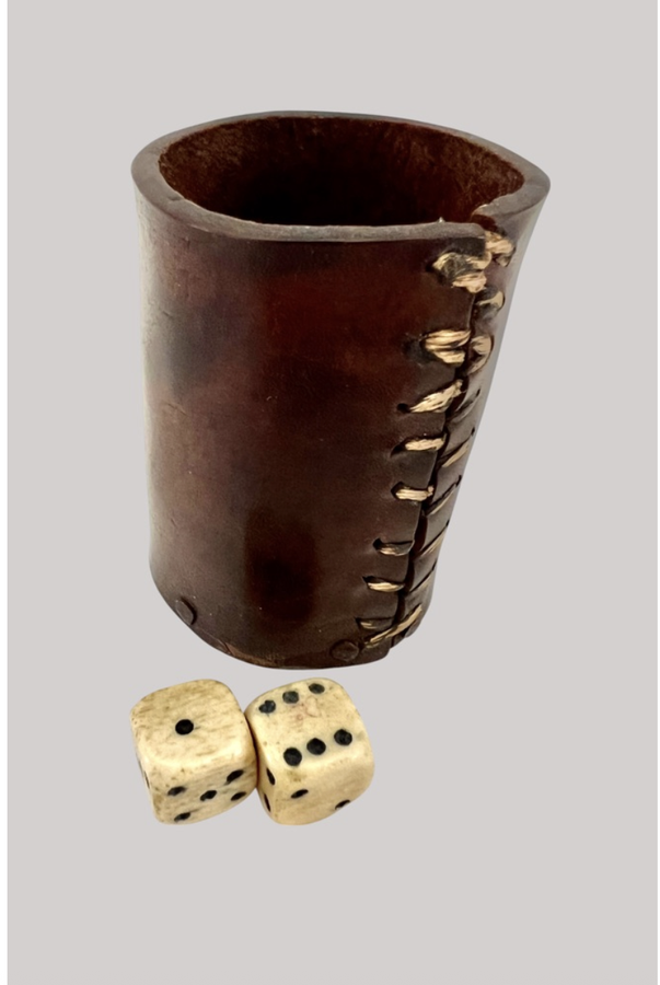 18th. century Dice Cup w/Dice