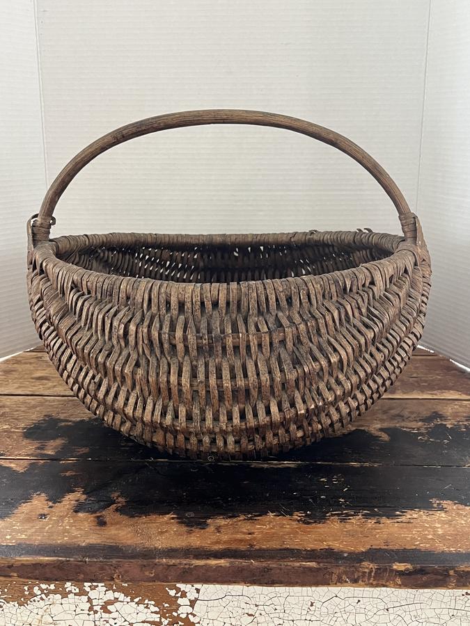 Large Buttock Basket