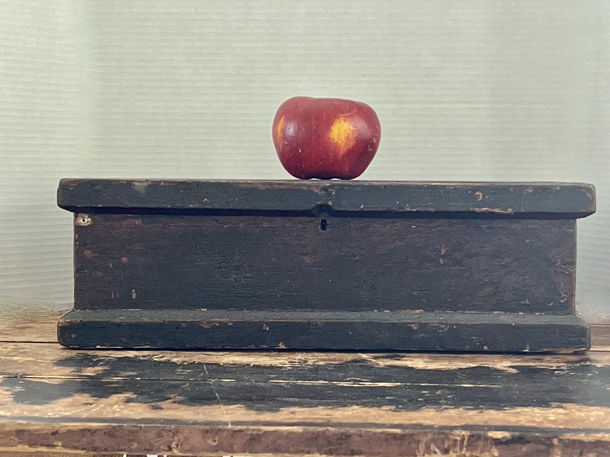 Painted Table Box w/Key