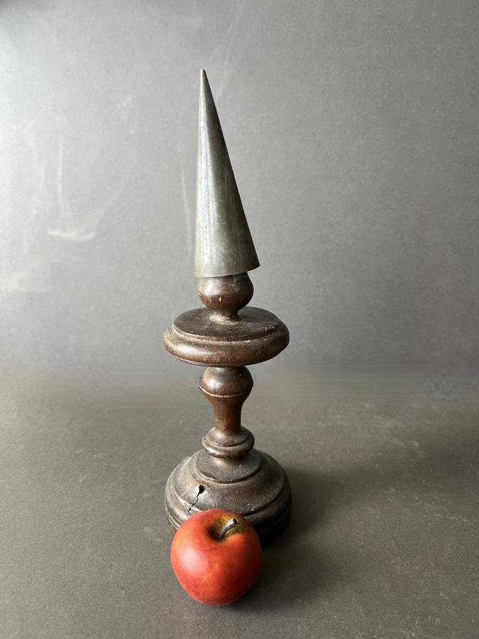 6 Inch Candle Snuff