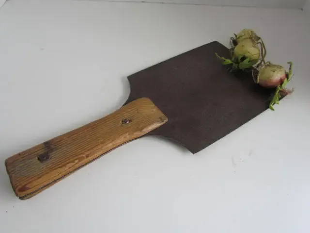 Unusual Steel, Small Peel