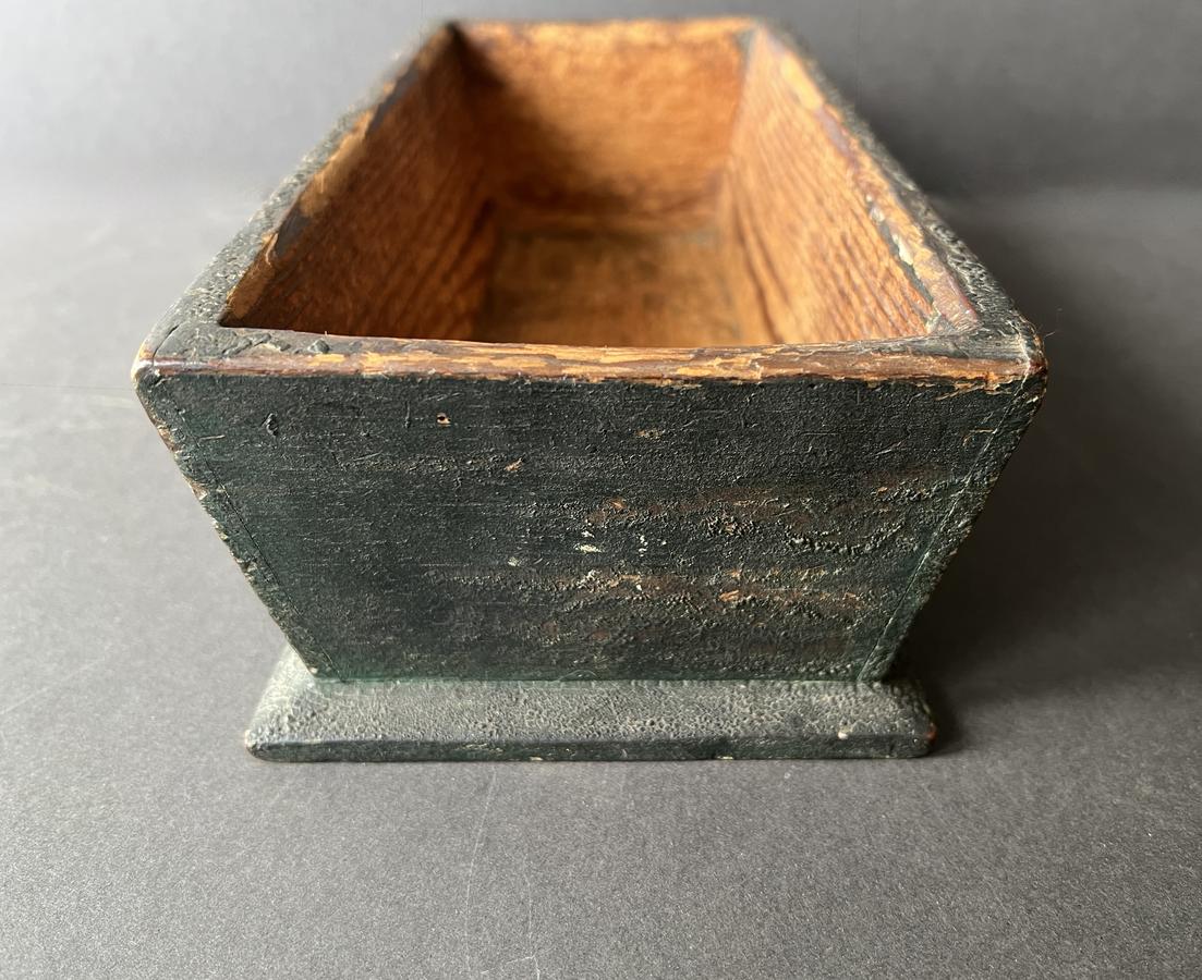 Dark Blue Table Box