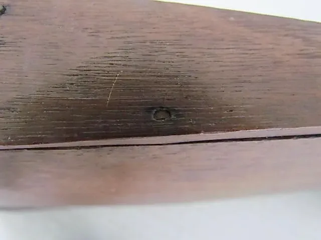 Nice Scrub Box w/Unusual Knife Holder