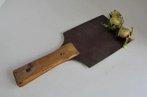Unusual Steel, Small Peel