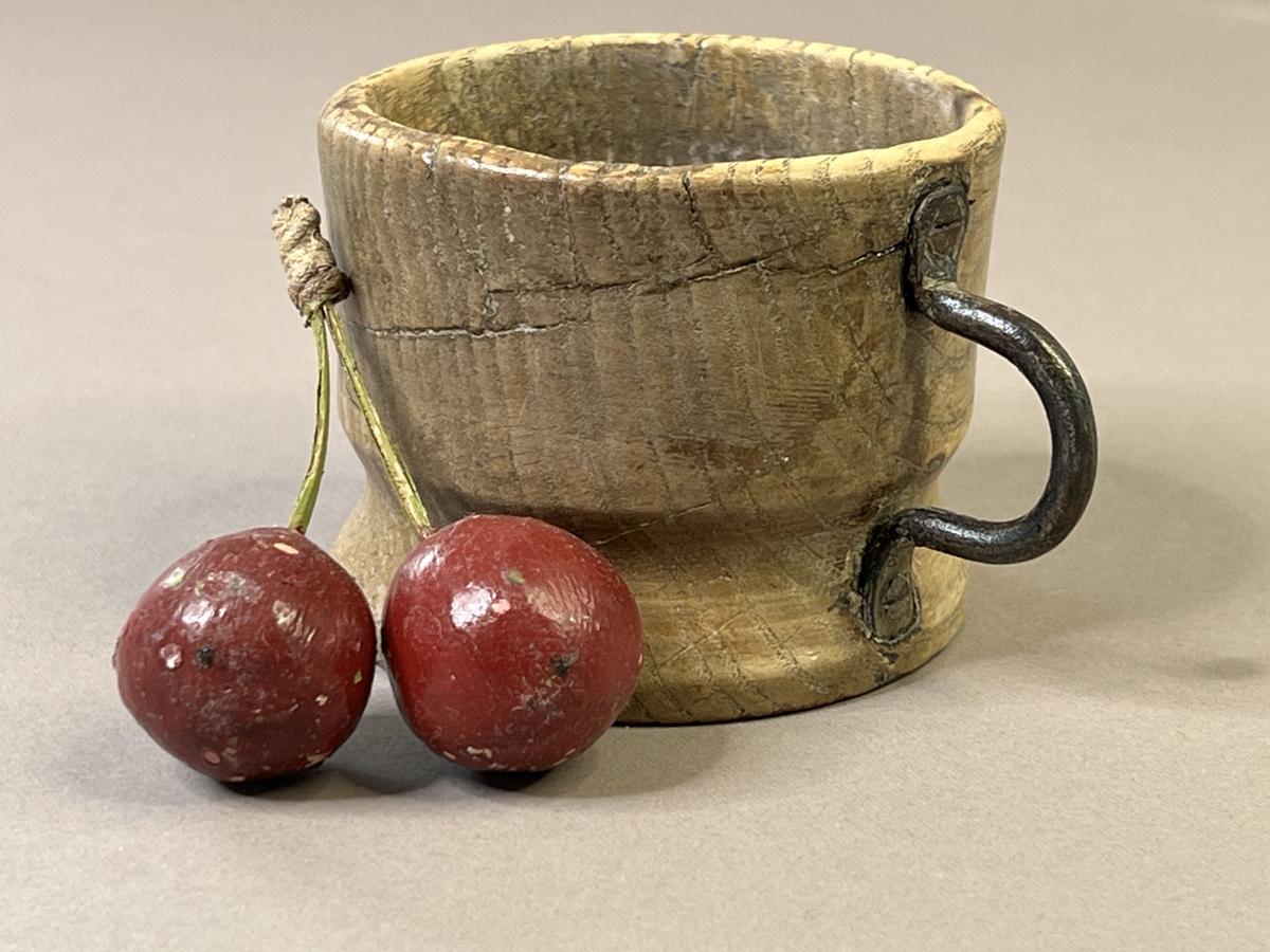 Small Treen Cup