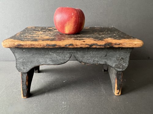 American Painted Small Bench