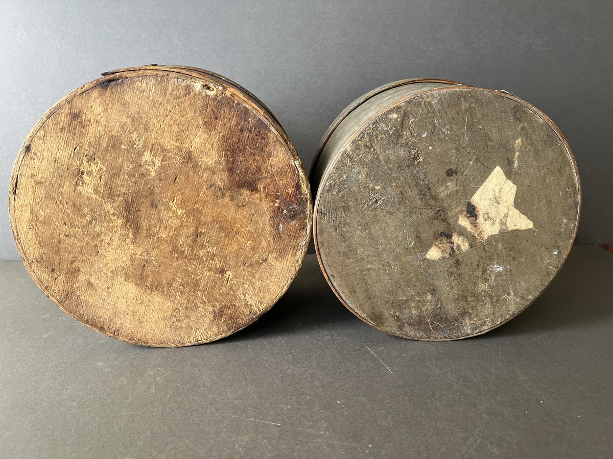 Set of 2 Round, Grey Painted Pantry Boxes