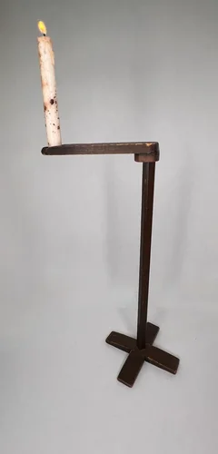 American, Retractable Arm Wooden Table Light