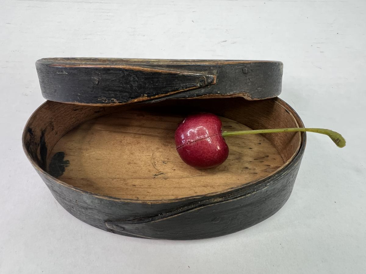 Small, Oval Black Painted Pantry Box