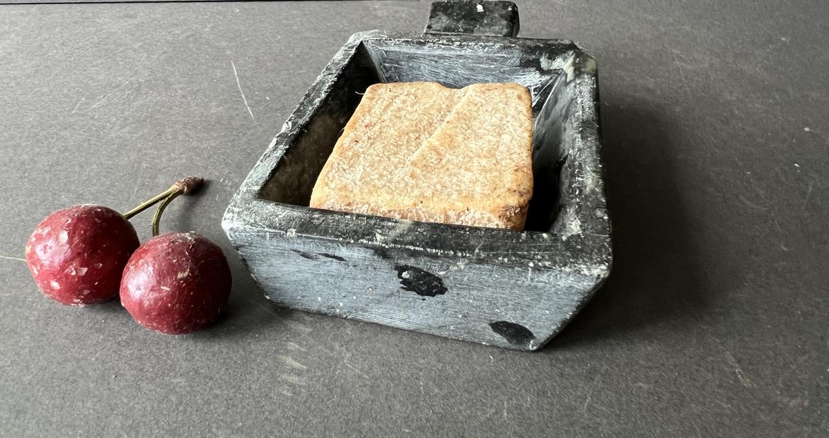 Unusual Soap Stone Soap Dish