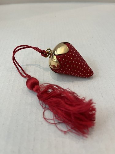 RARE 14K Gold Topped Strawberry Sewing Emery