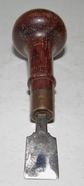 RARE 18TH C. BUTTON HOLE CUTTER