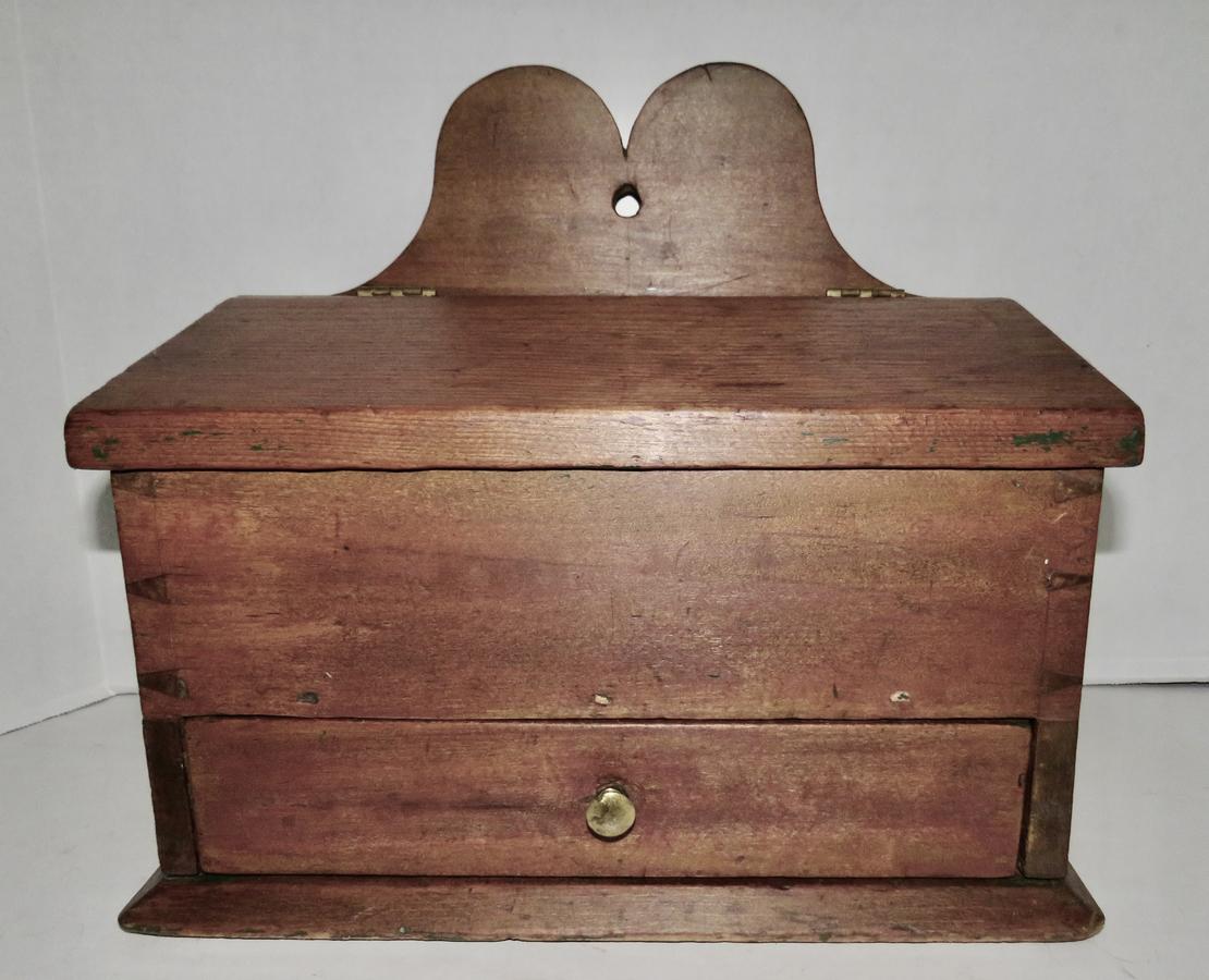 VERY GOOD 18TH C. WALL BOX WITH SPICE DRAWER