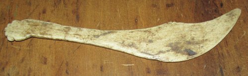 18TH/19TH C. WHALE BONE FISH SCALER/HIDE SCRAPER