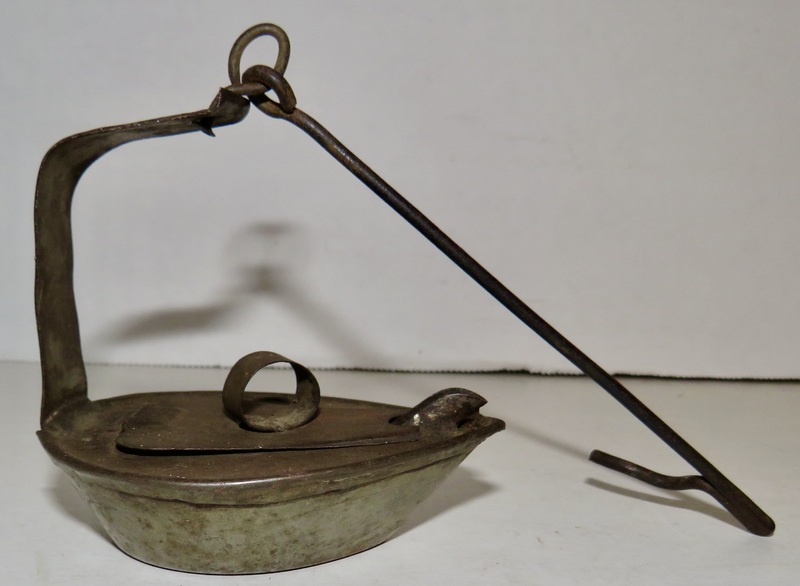 RARE STYLE TIN BETTY LAMP, EARLY 19TH C.