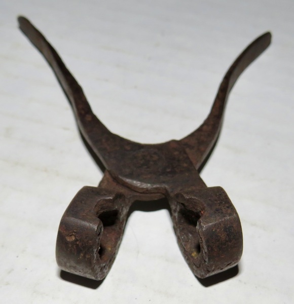 REV. WAR PERIOD BULLET MOLD