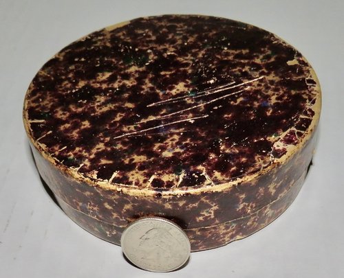 MINI ROUND WALLPAPER BOX, SIGNED, MID-19TH CENTURY