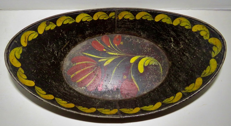 EARLY 19TH C. TIN TOLEWARE BREAD TRAY, SIGNED