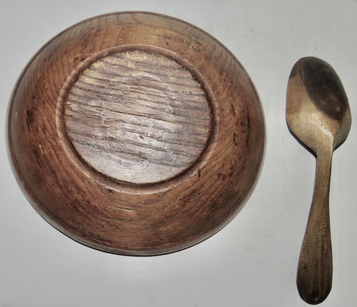 RARE 18TH C. EATING BOWL & SPOON
