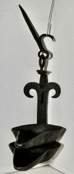 PILGRIM ERA DOUBLE CRUSIE LAMP, RAM'S HORN BACK