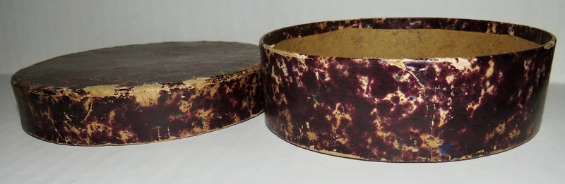 MINI ROUND WALLPAPER BOX, SIGNED, MID-19TH CENTURY