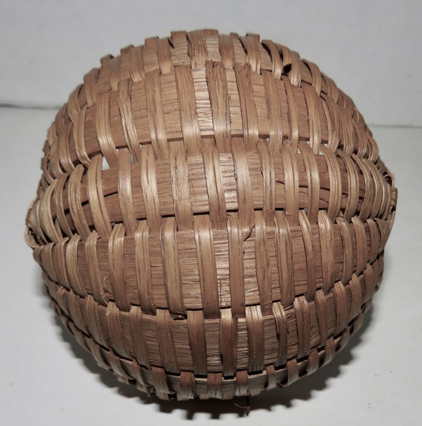 RARE PA MINIATURE BASKET, 4" x 3"