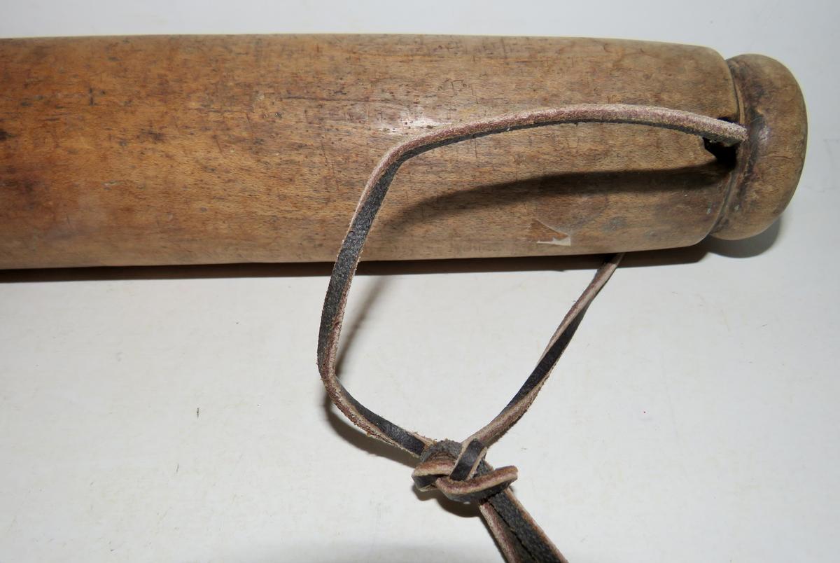 MAPLE ROLLING PIN, 19TH CENTURY