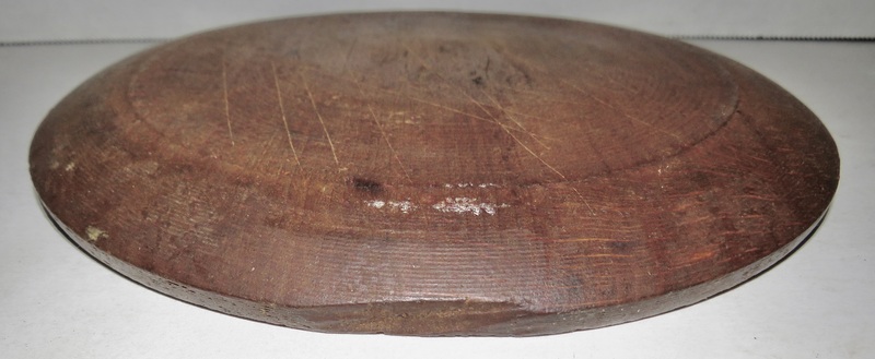 EARLY 18TH C. AMERICAN MAPLE THIN EATING DISH, 8"