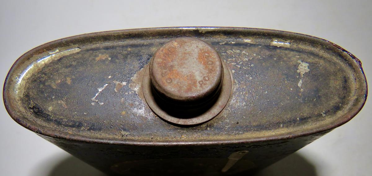 ORANGE RIFLE BLACK POWDER TIN, EARLY 19TH C.