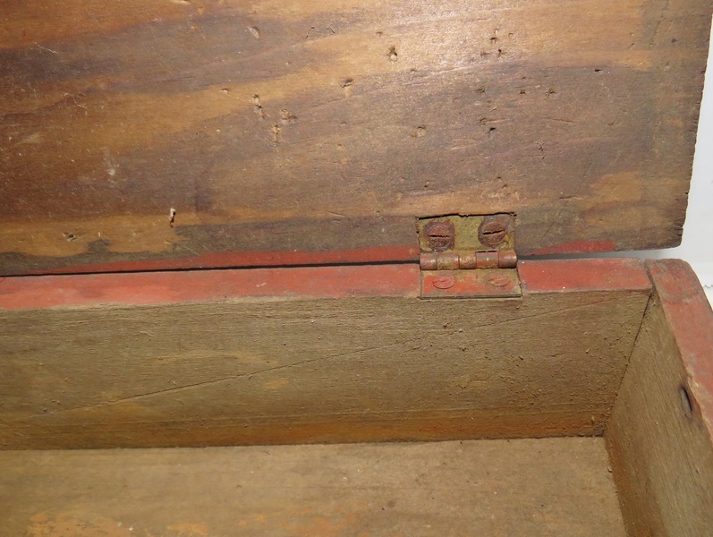 RARE SMALL LOCKING DOCUMENT BOX W/ RED PAINT, 18TH