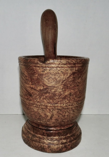 THE BEST 18TH C. ASH BURL MORTAR & PESTLE