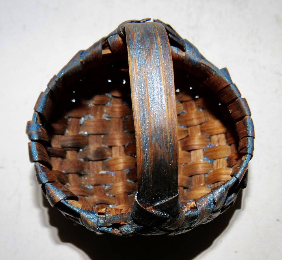 RARE VA MINIATURE BUTTOCKS BASKET, BLUE PAINT