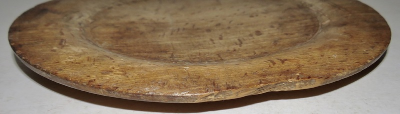 18TH C. AMERICAN TREEN EATING PLATE